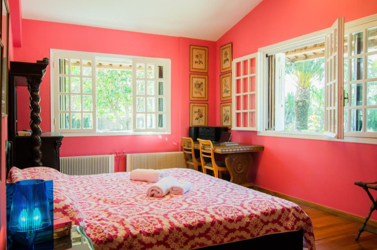 Country Villa Peloponnese With Tennis Court And Pool Zevgolateíon 外观 照片