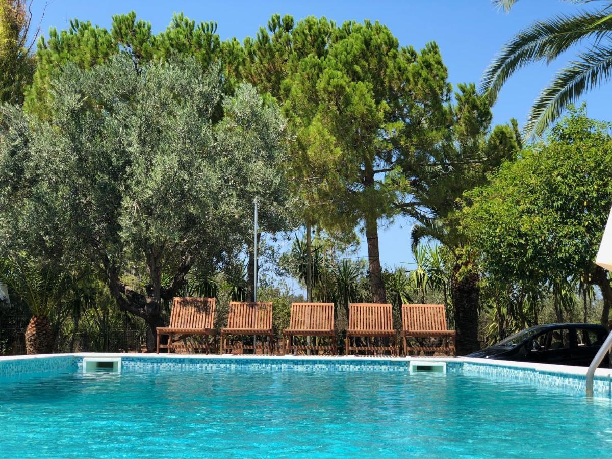 Country Villa Peloponnese With Tennis Court And Pool Zevgolateíon 外观 照片